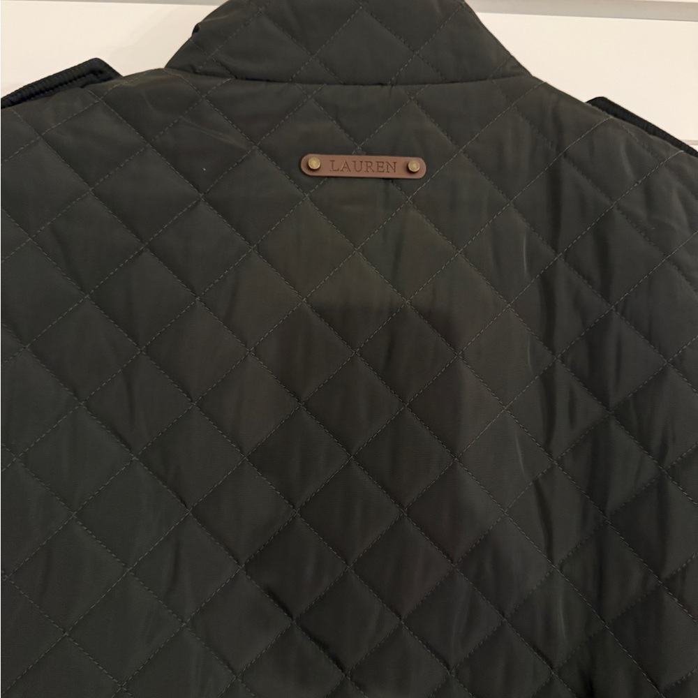 Ralph Lauren Quilted Army Green Fall Vest - Picture 6 of 6